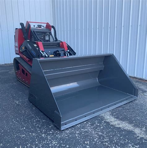 mini skid steer bucket